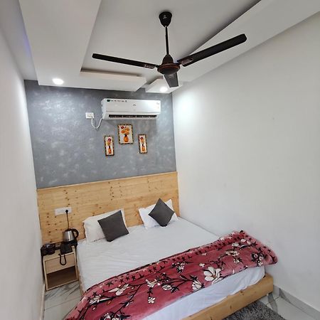 Delhi 34 Resort ริชิเคช ภายนอก รูปภาพ